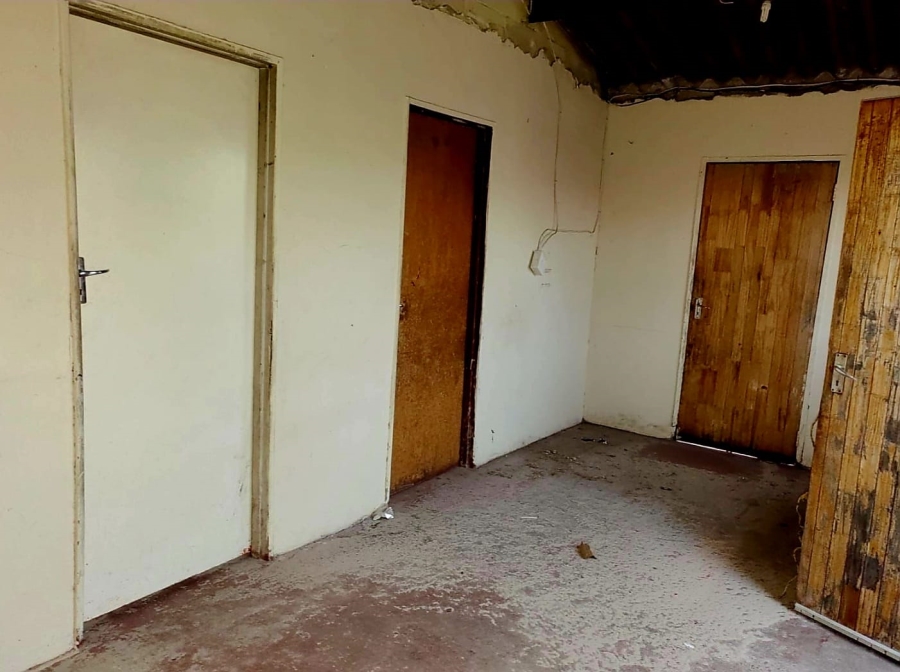 2 Bedroom Property for Sale in Nyanga Western Cape